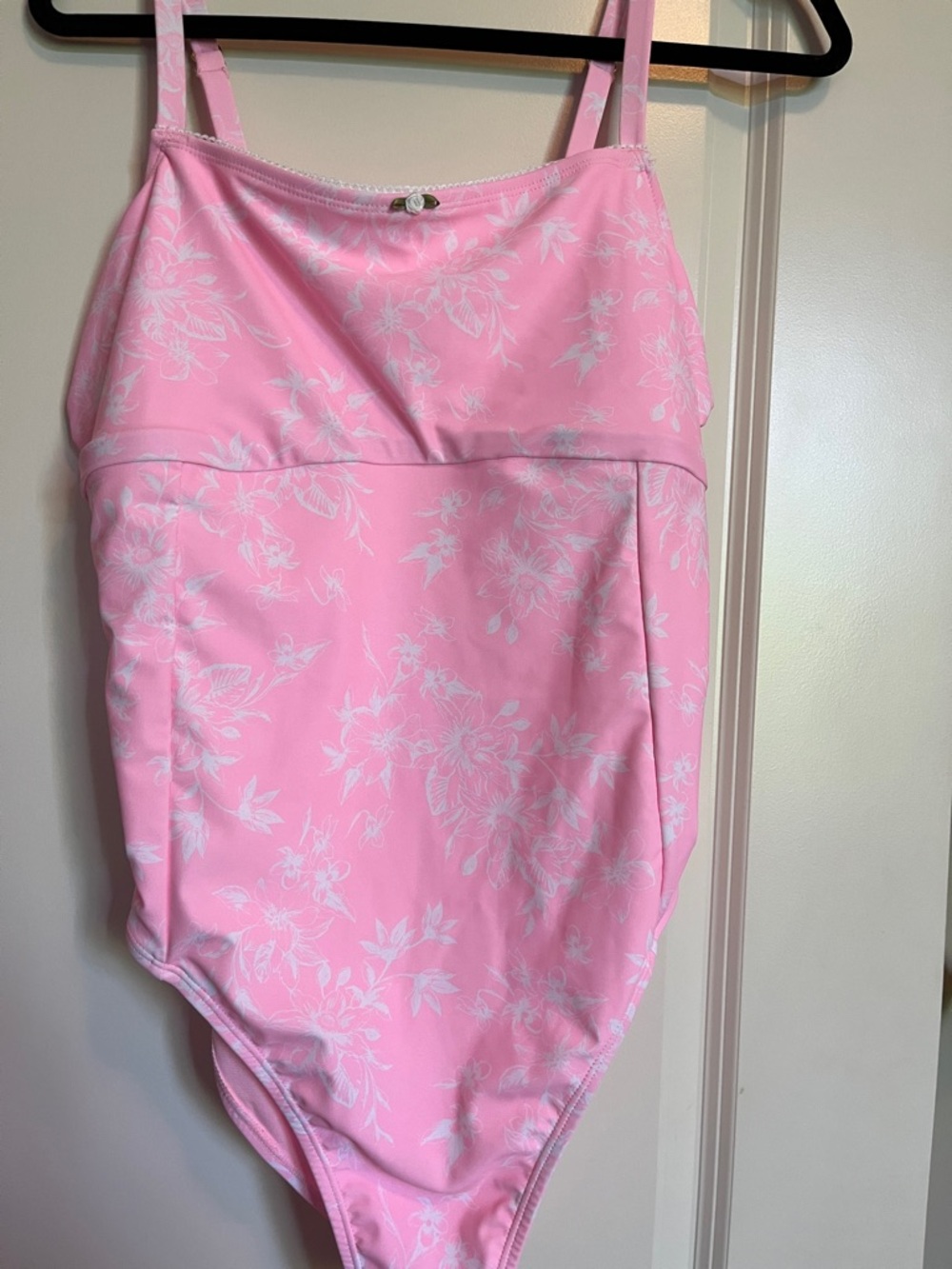 No Boundaries Pink Floral One-Piece Swimsuit size XXL